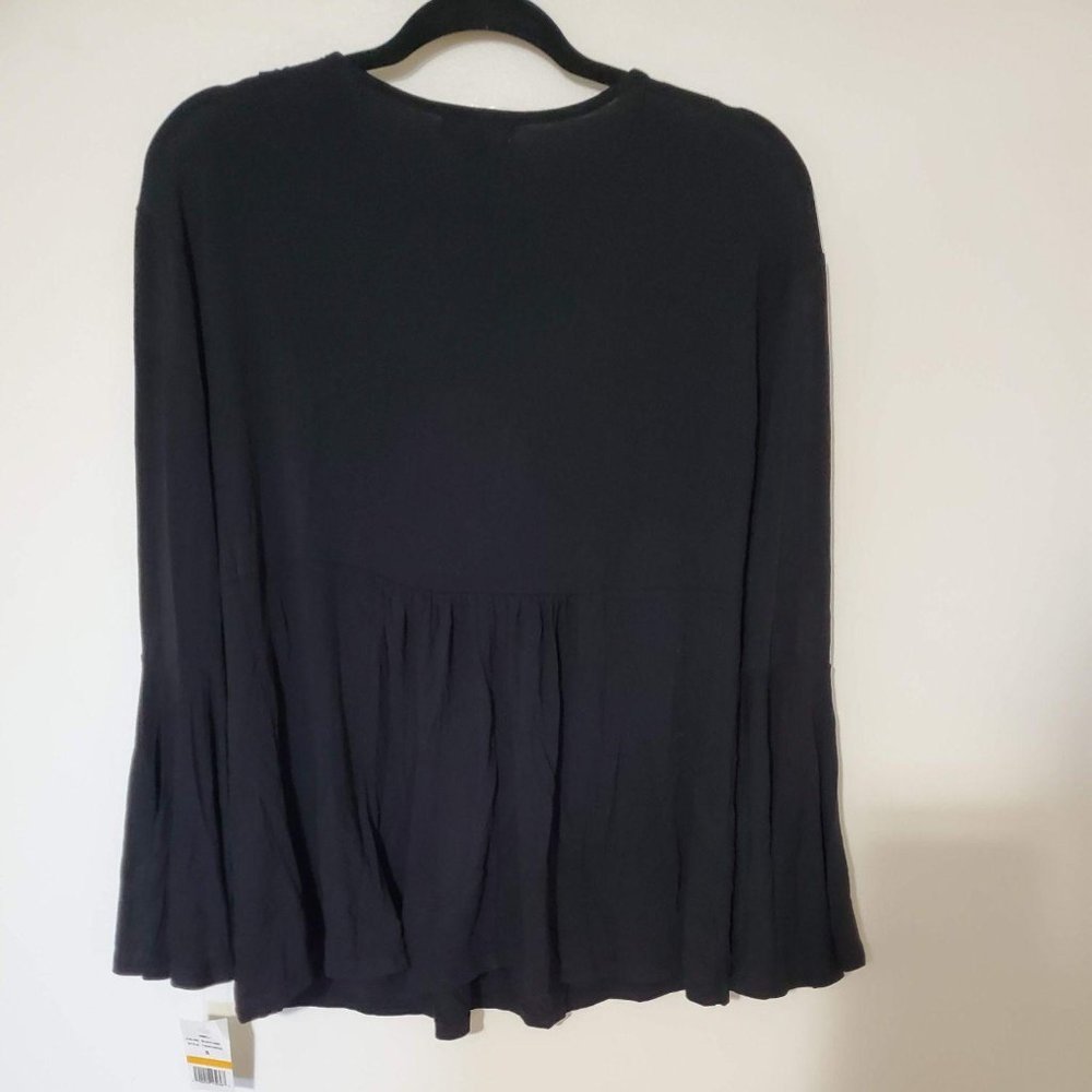 Black Embroidered Shirt One World size small - Picture 2 of 11